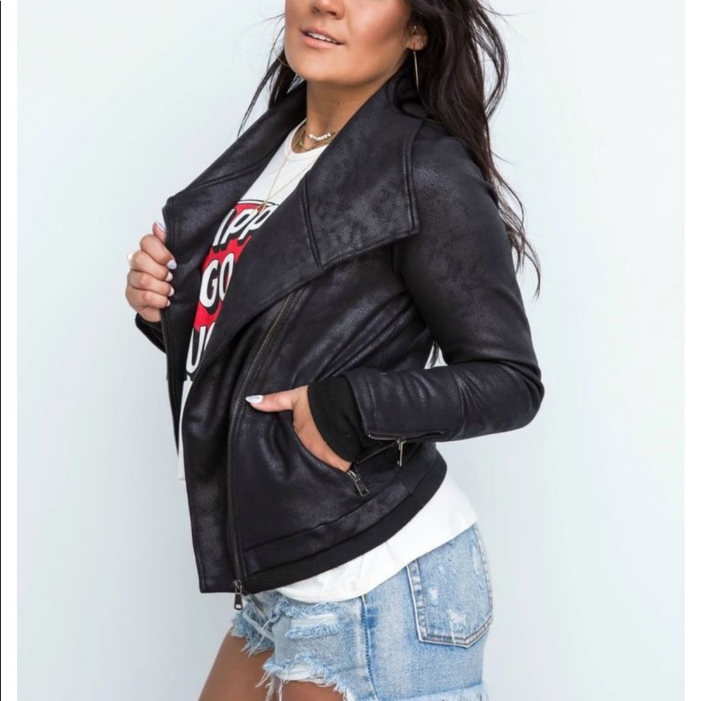 Super soft faux leather/suede black moto babe jacket - Small